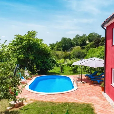 Mamma Mia Villa Oprtalj