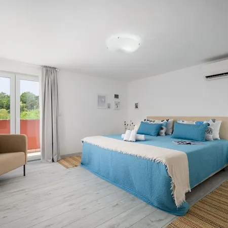 Mamma Mia Villa